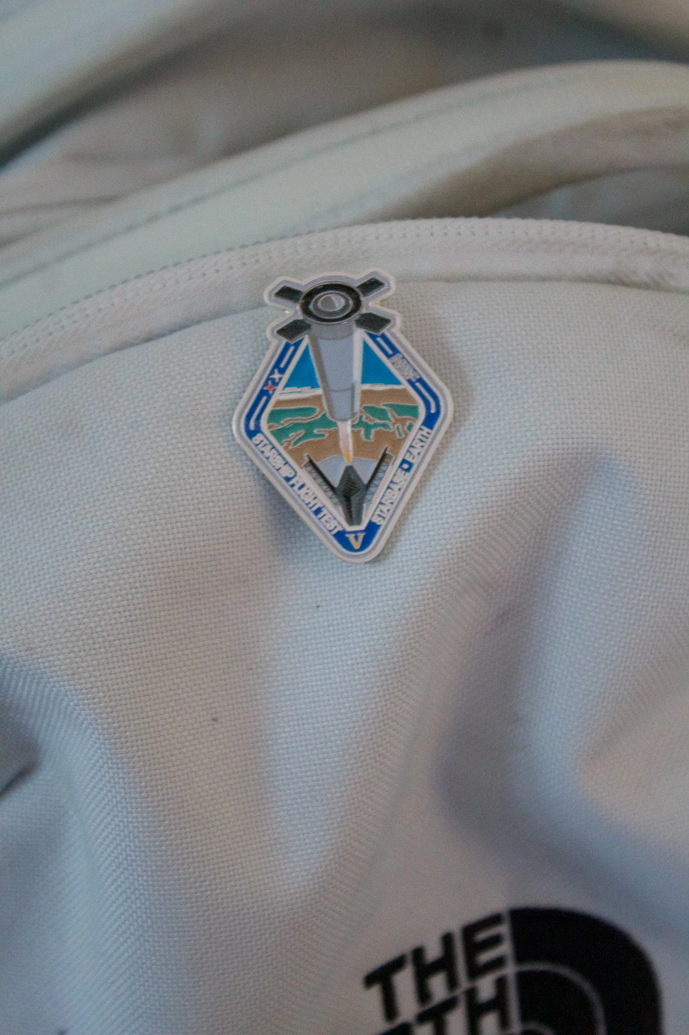 Starship Flight 5 - Collectors Pin - Image 2